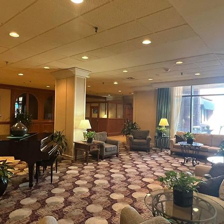 Lynchburg Grand Hotel Экстерьер фото
